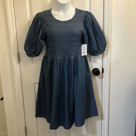 Terra & Sky Dresses & Skirts - NWT Terra & Sky Smocked Dress Puff Sleeve Casual Chambray Size 0X (14W)
